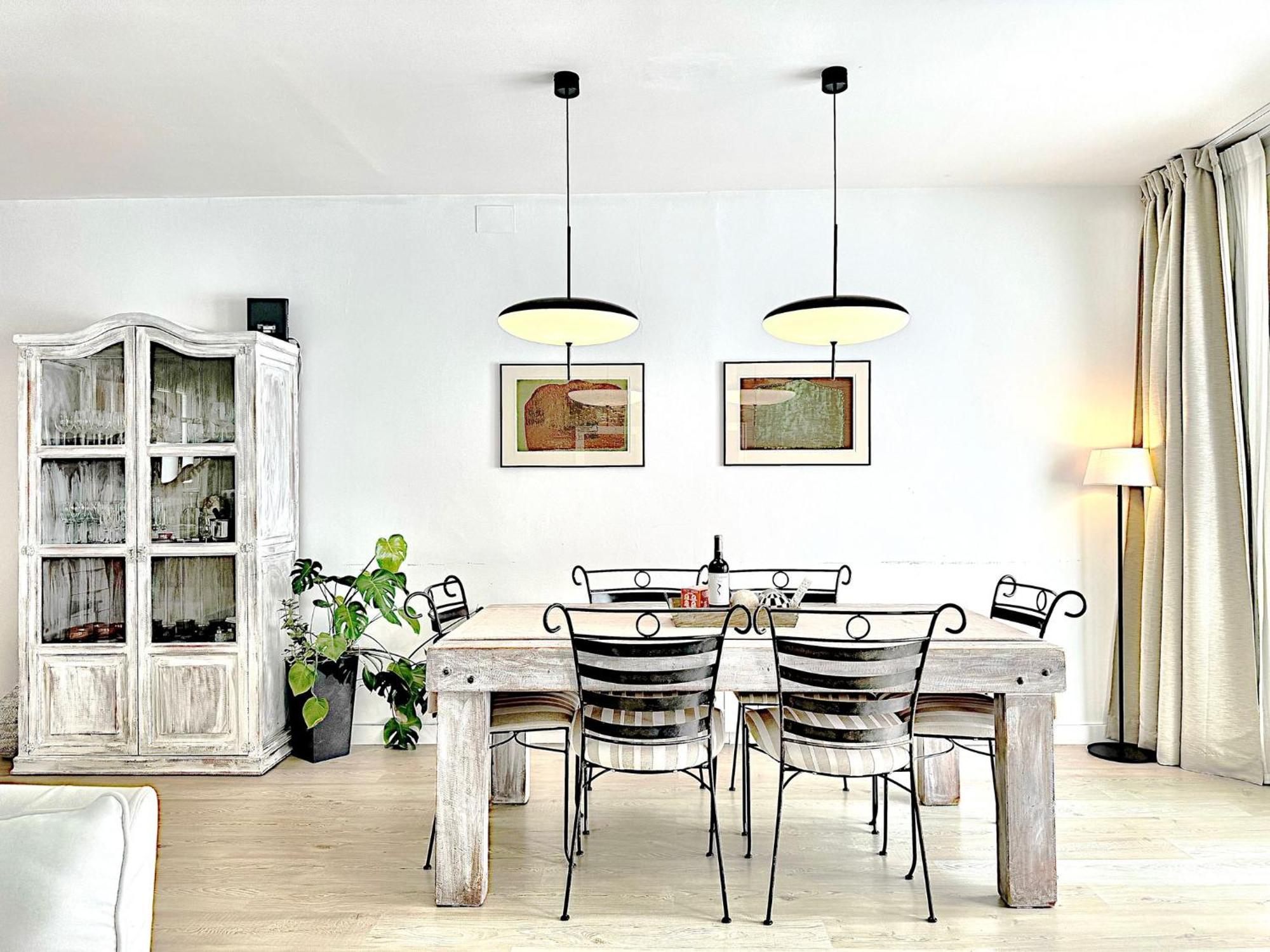 Abbott Apartment - 1 Min From The Beach - 100M2 - Sleeps 8 Sitges Exterior photo